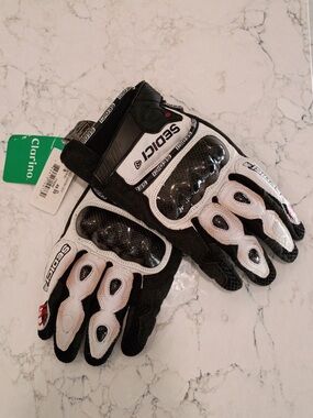 Sebicor Black and White Men's Protective Riding Gloves